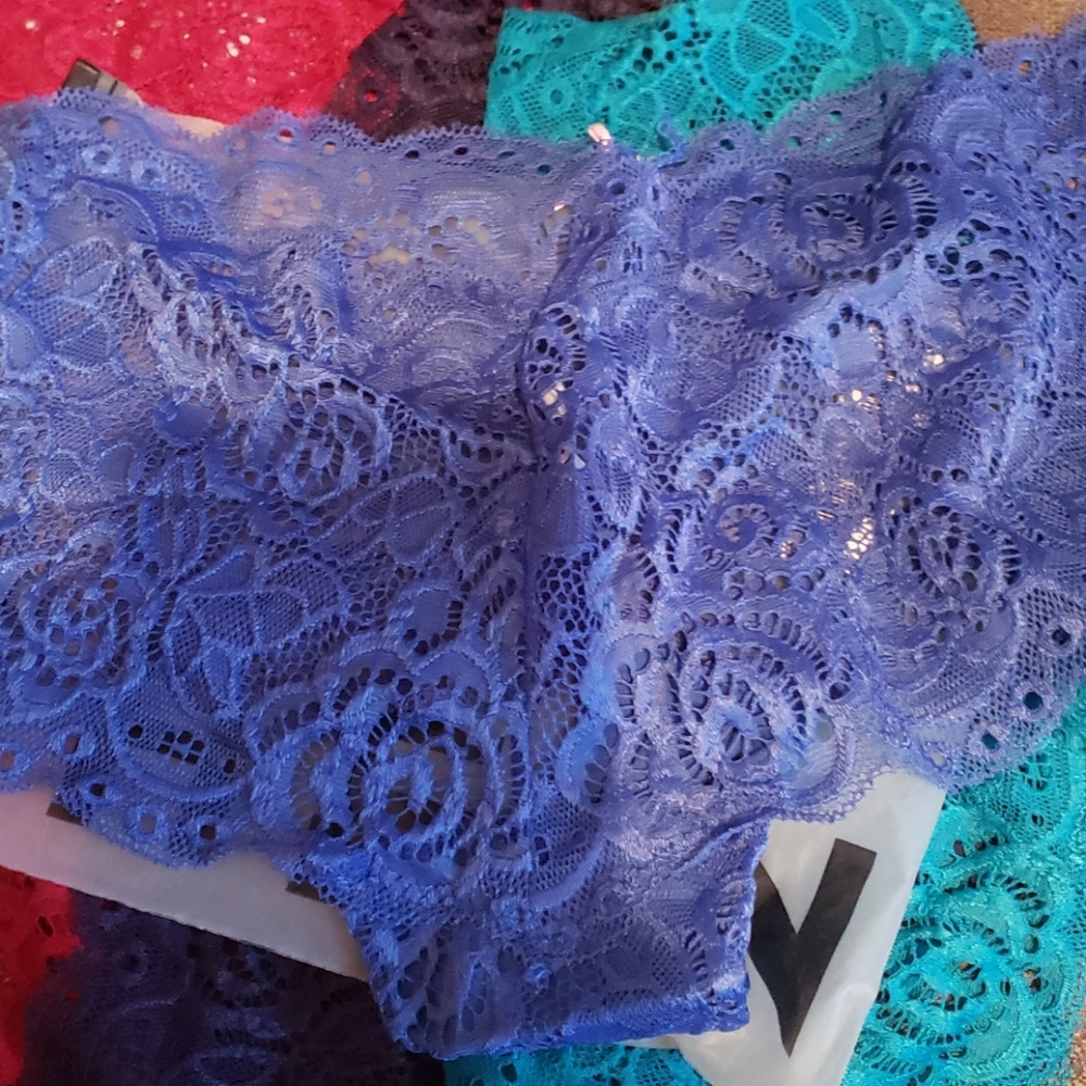 SOLD!! - Picture 4 of 5